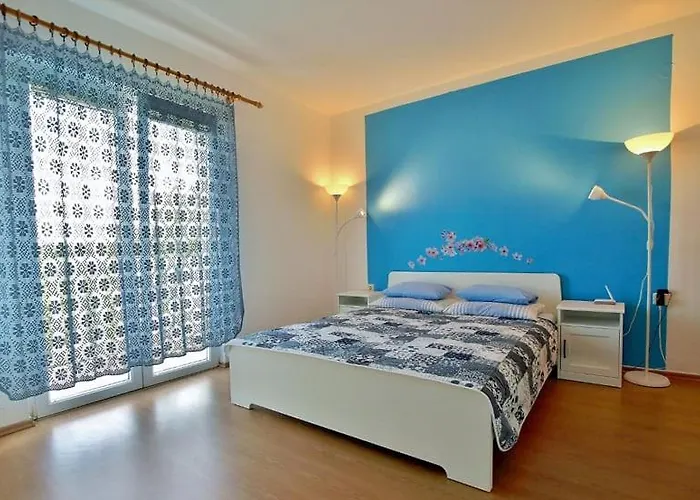 Dada Apartments